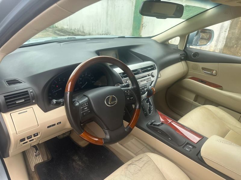 Thumbnail 2 of 2010 LEXUS RX LE